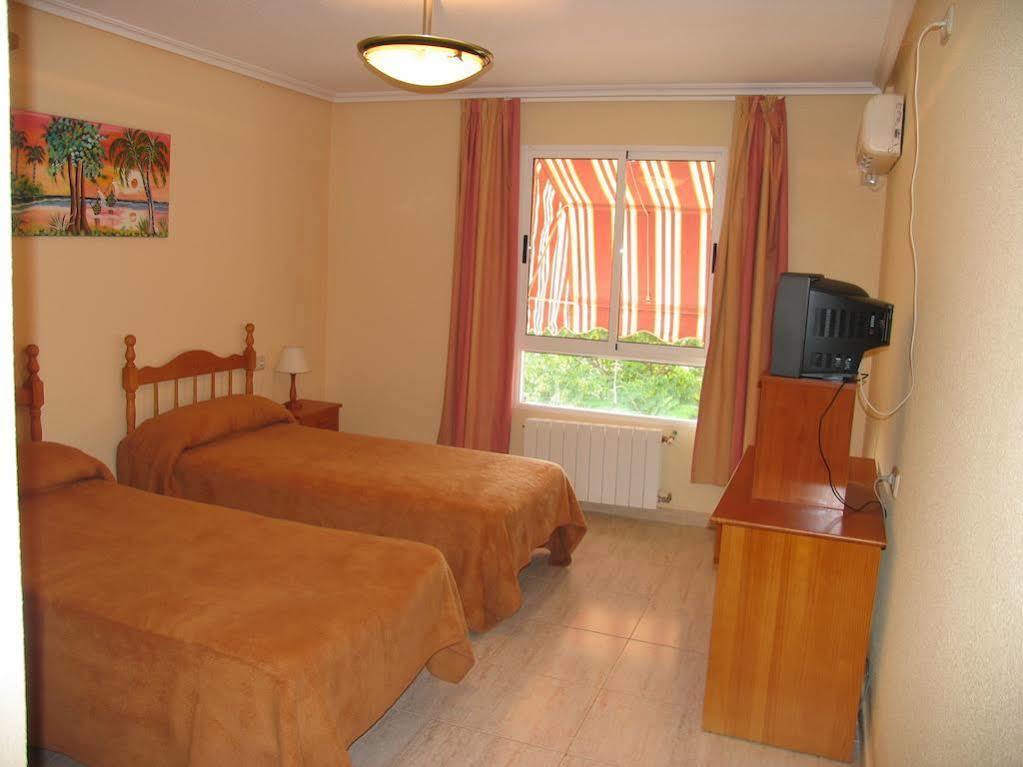 Hostal Imperial Crevillent Eksteriør billede
